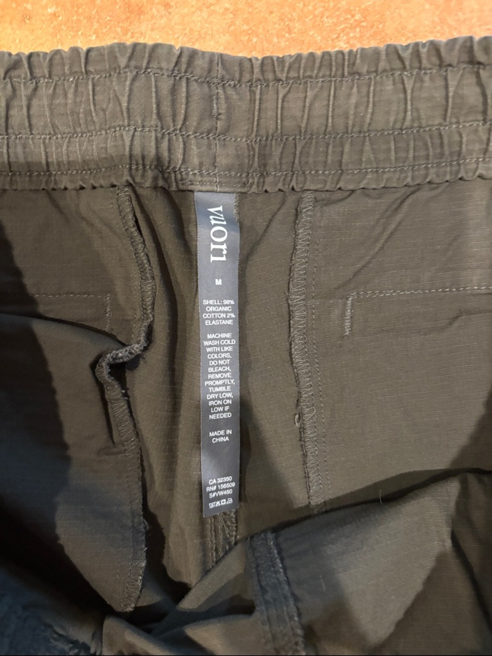 Vuori Olive Cropped Drawstring Pants - Picture 7 of 14